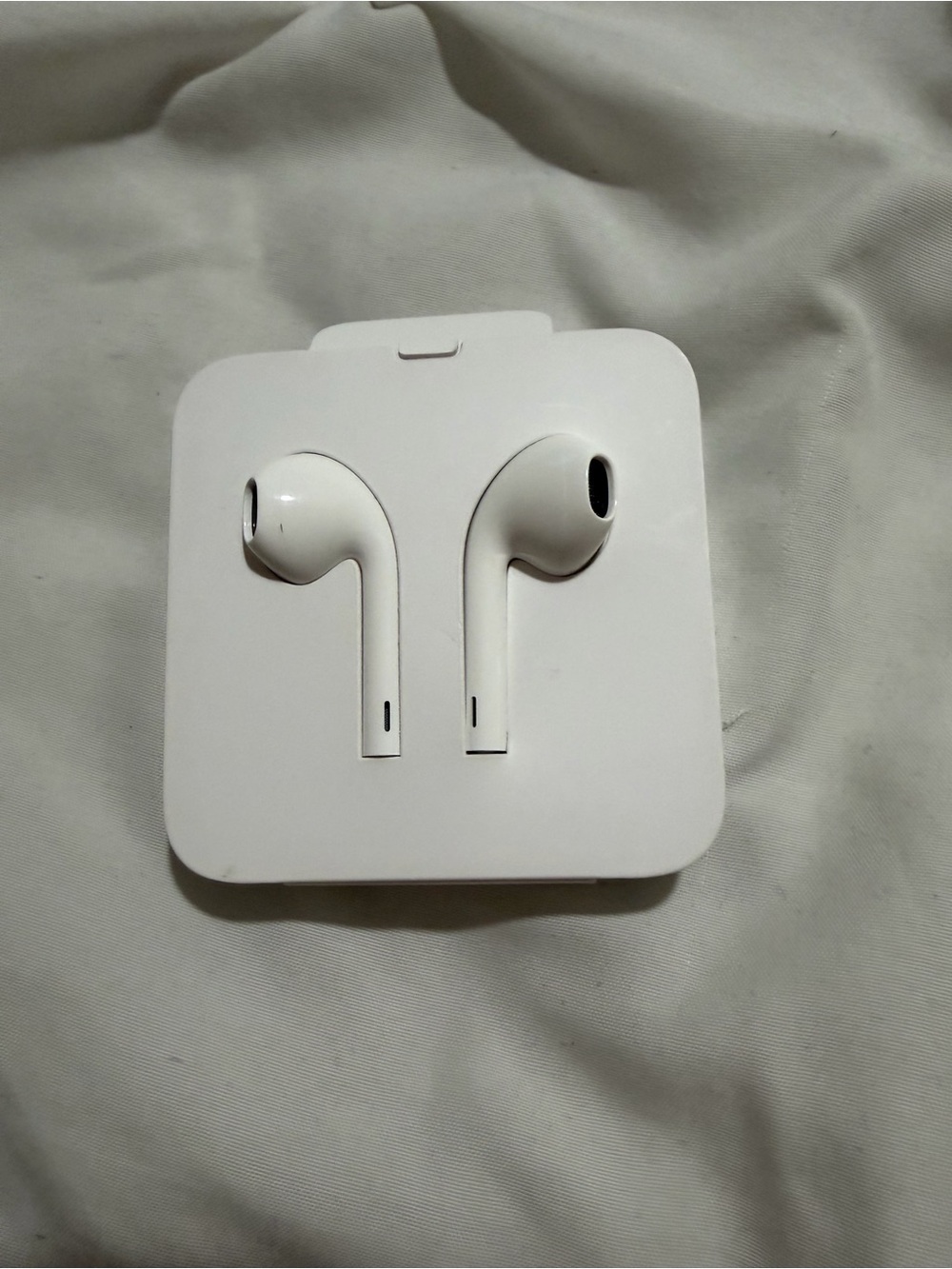 Apple White Wired Earbuds Headphones